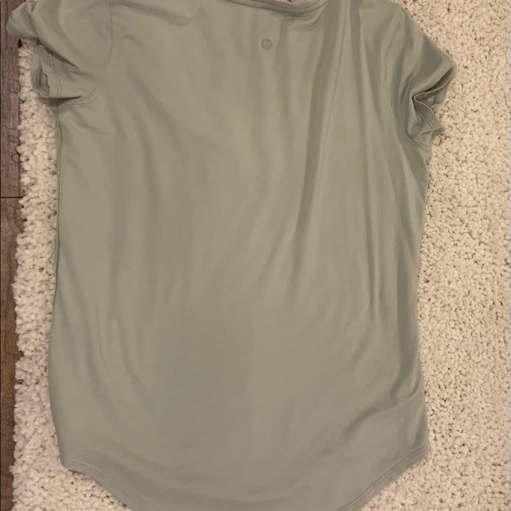 lululemon shirt